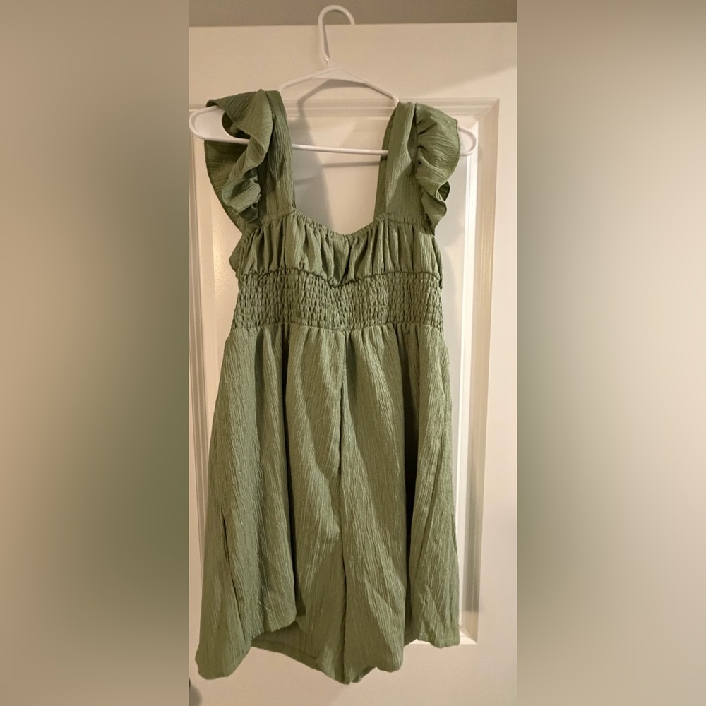 Women’s green frenchy romper. Size 0XL. NWOT - Picture 3 of 4